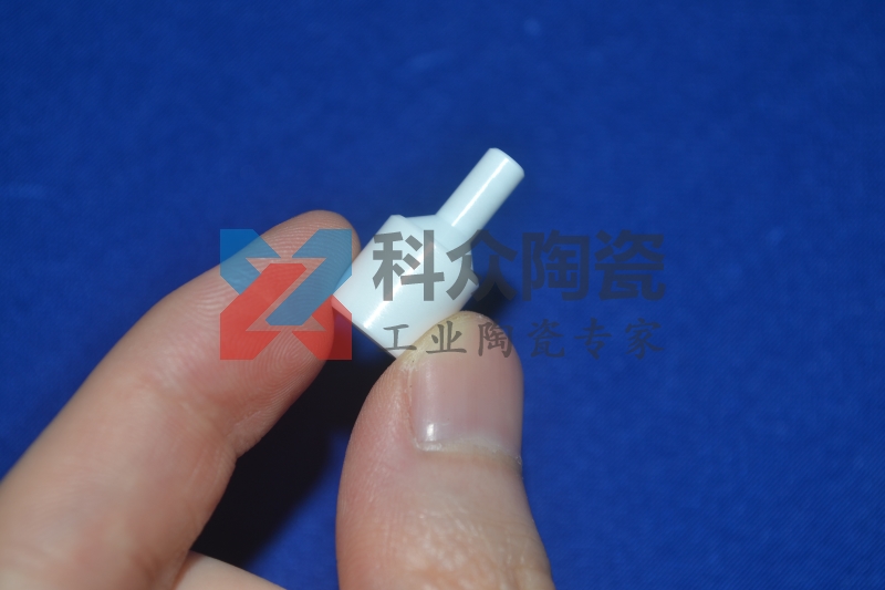 氧化鋯陶瓷推桿的特點體現在什么方面？